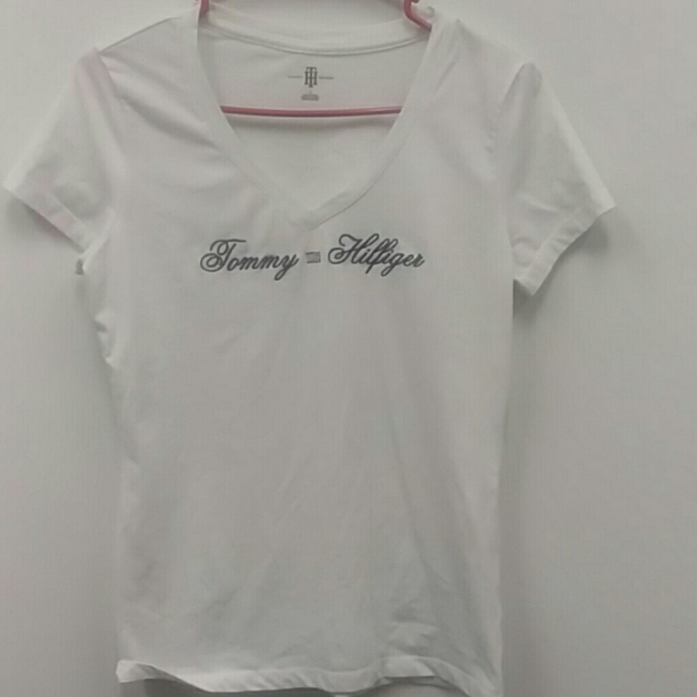 Women's Tommy Hilfiger t shirt